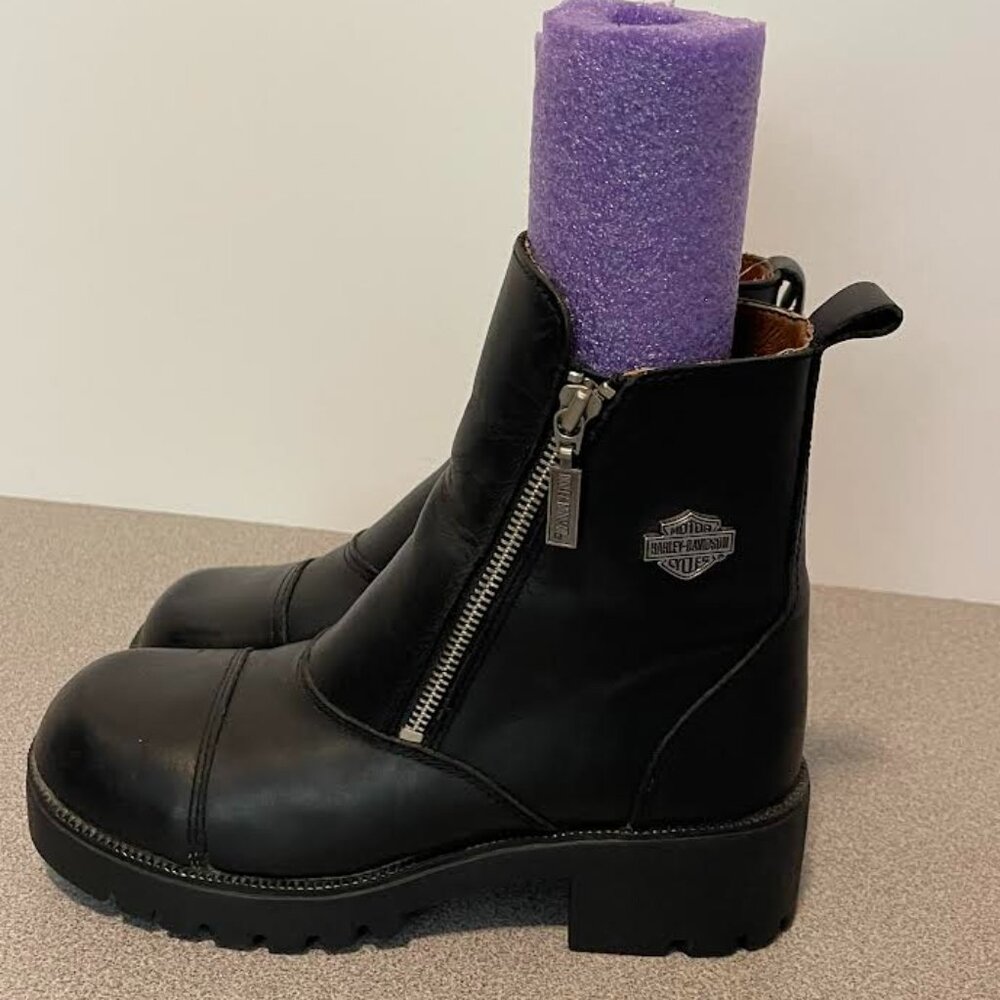 Harley Davidson Womens Boots - Worn LESS than 30 minutes inside!!!!!!!!!!!!!